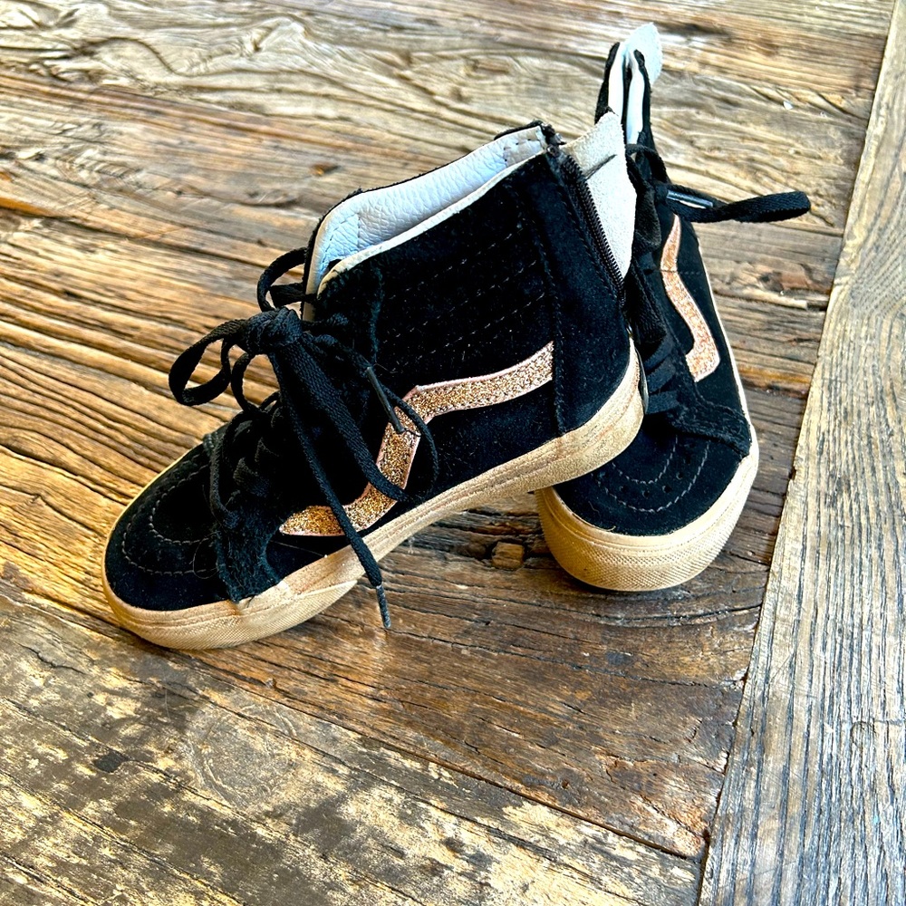 Vans 12.5 zip back black and gold glitter high top